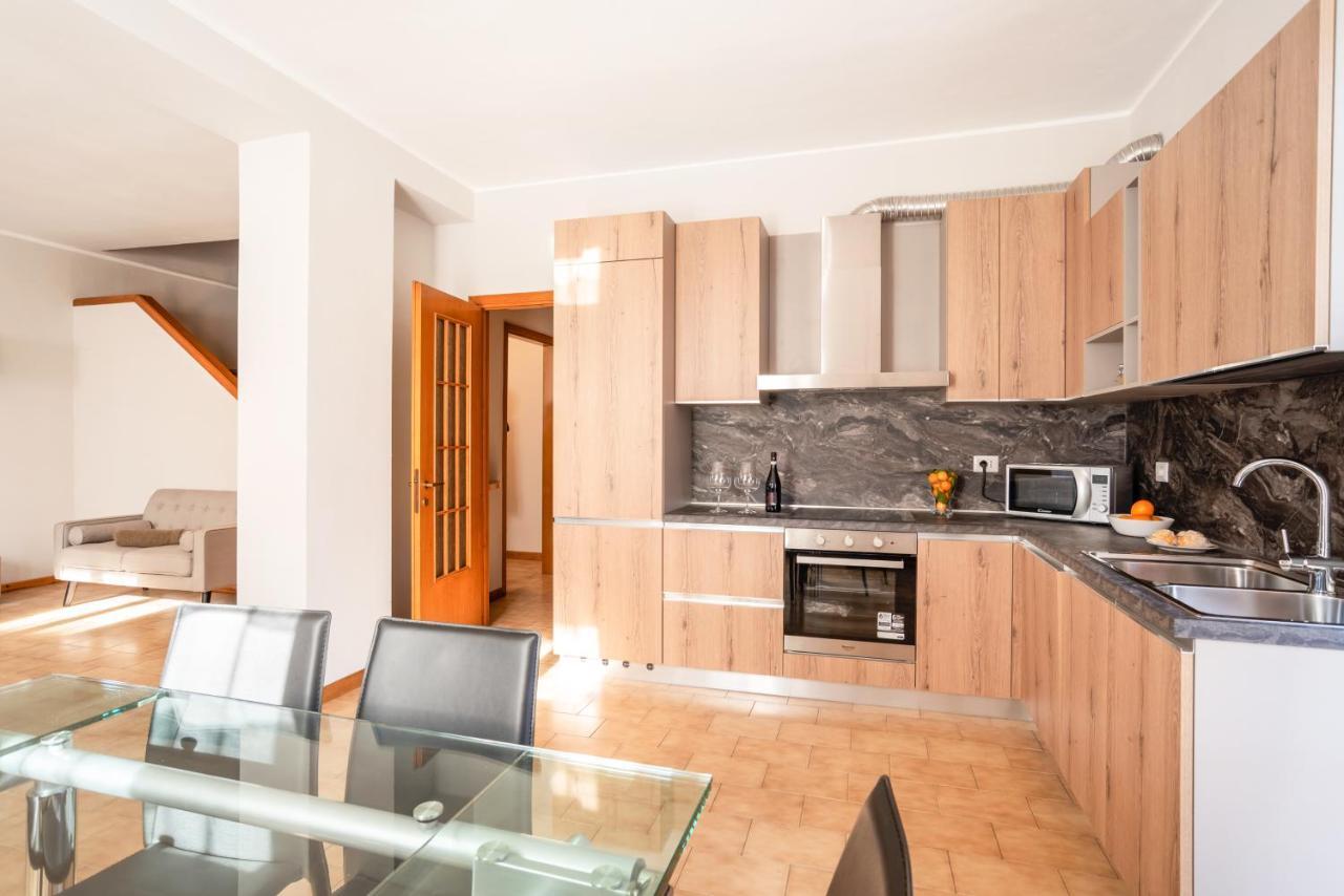 Le Tre Ninfee Di Pusiano! Free Parking Apartment Exterior photo